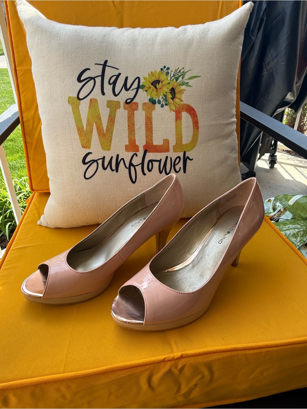 Bandolino Blush Pink Patent Peep-Toe Heels